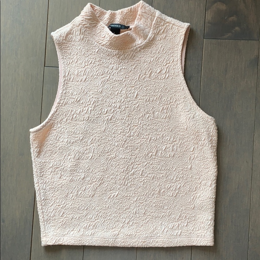 Forever 21 Sleeveless Creped Top - S